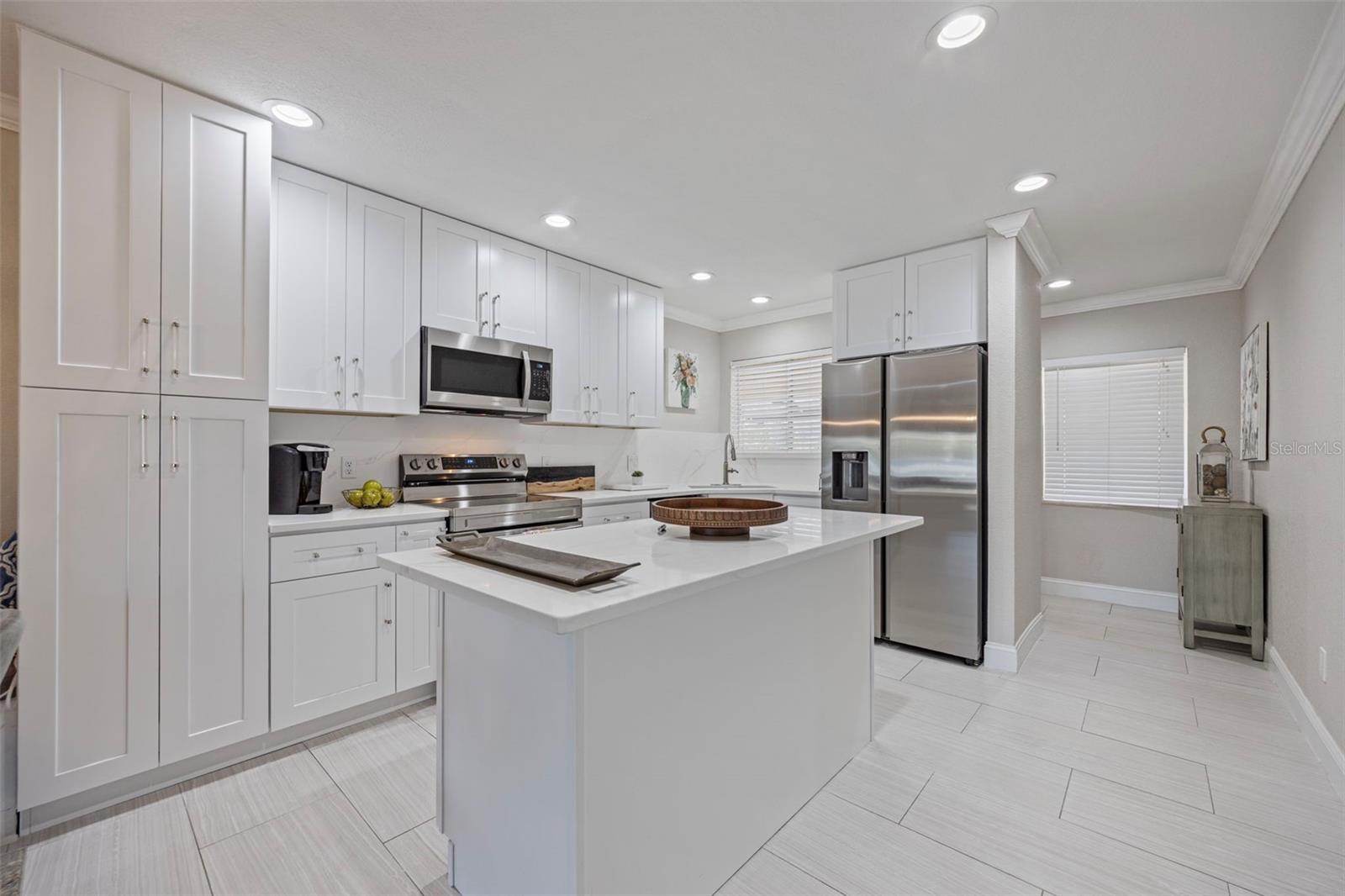 Image 7 of 30 For 1008 Apollo Beach Boulevard 103