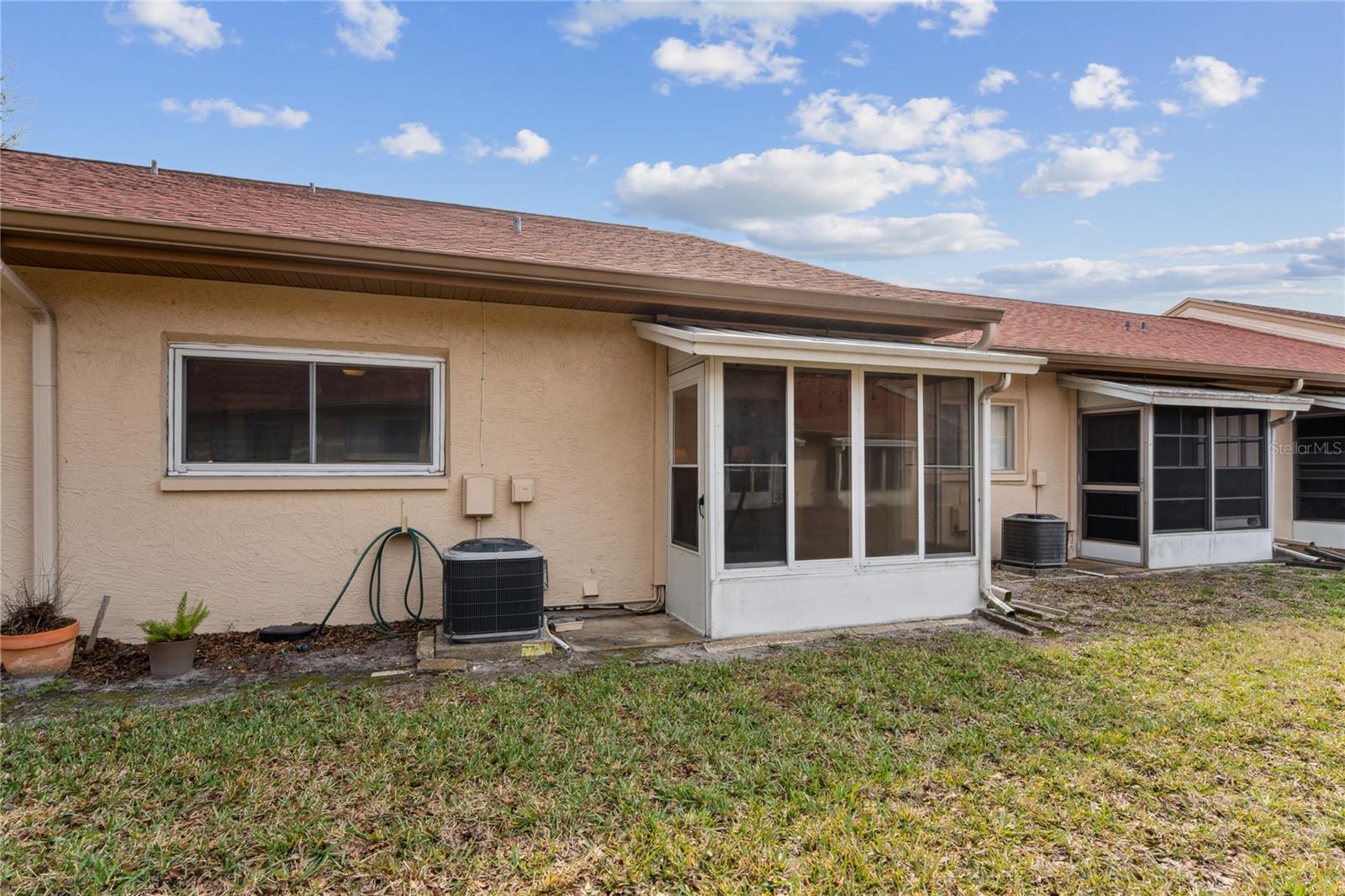 Image 36 of 56 For 2460 Northside Drive 1406