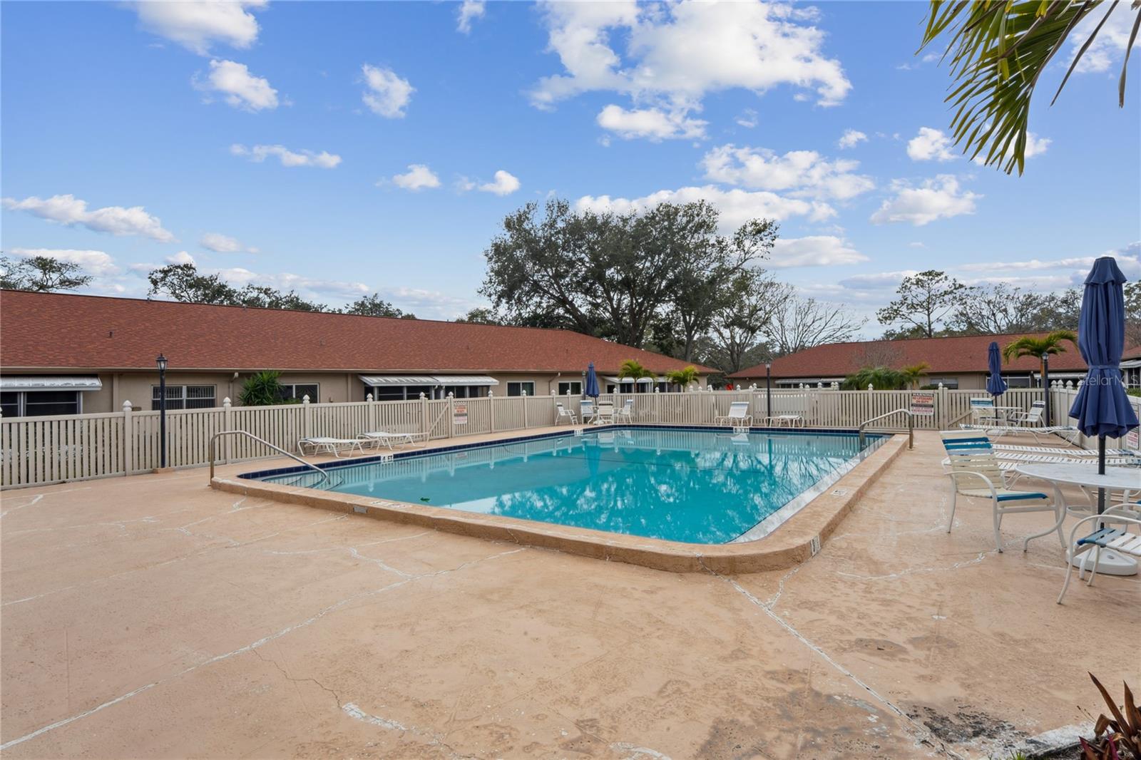 Image 43 of 56 For 2460 Northside Drive 1406