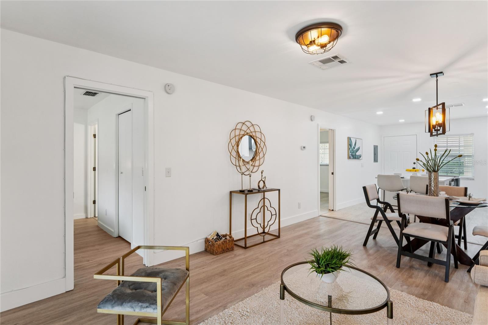 Image 9 of 56 For 2460 Northside Drive 1406