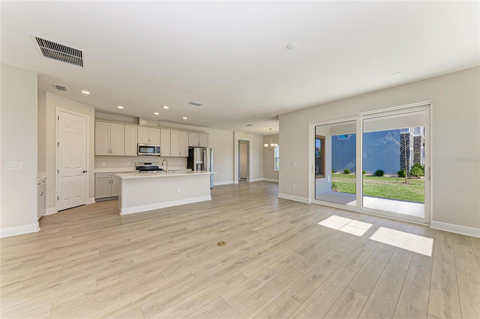 Image 14 of 36 For 8502 Dove Bog Terrace