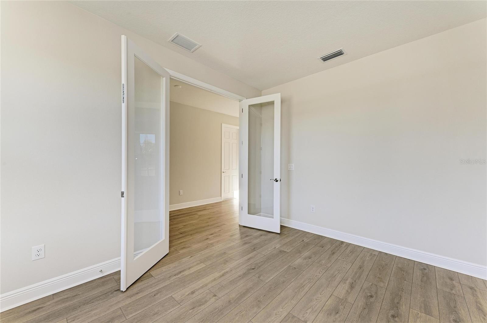 Image 32 of 36 For 8502 Dove Bog Terrace