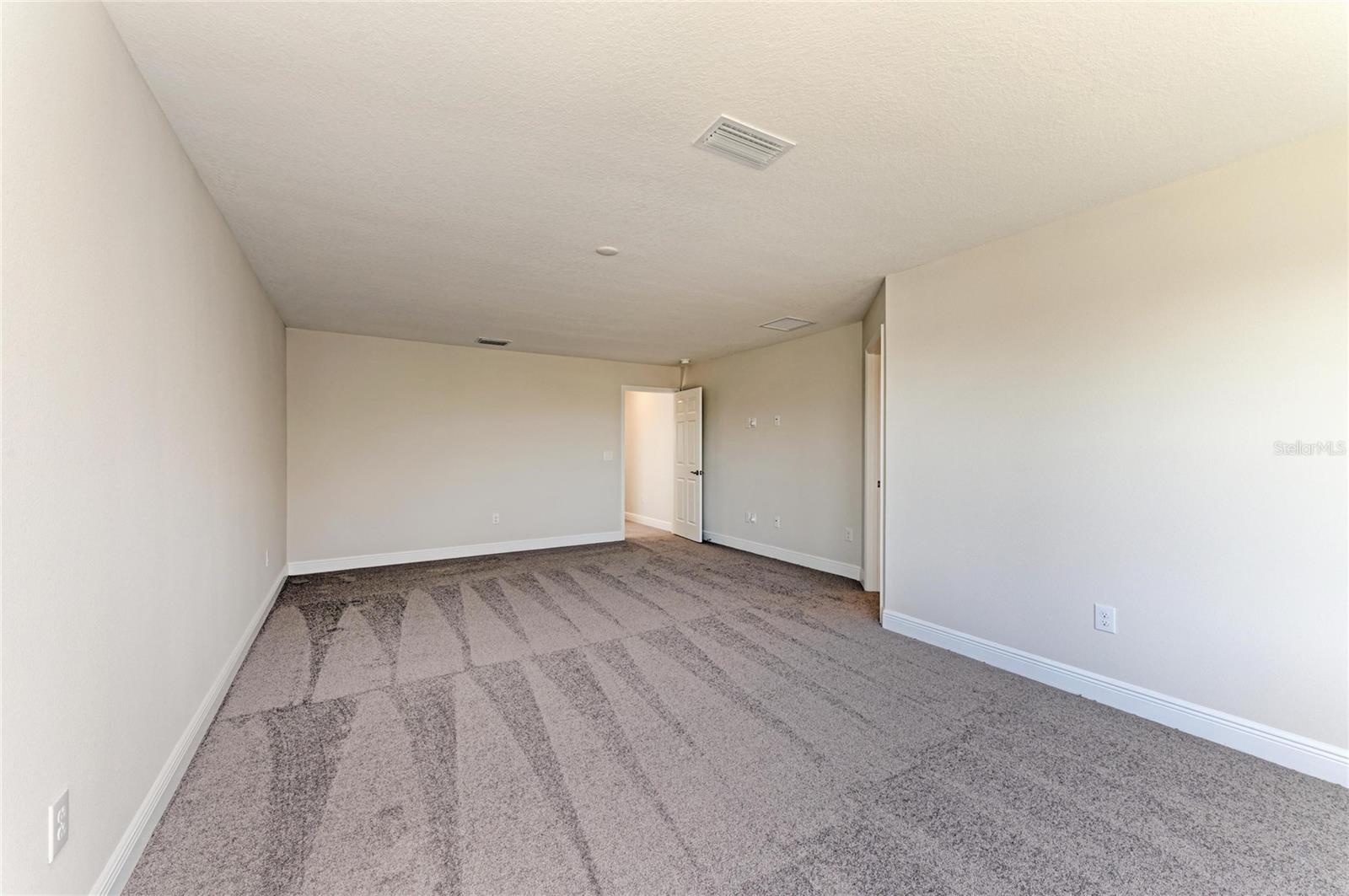 Image 6 of 36 For 8502 Dove Bog Terrace