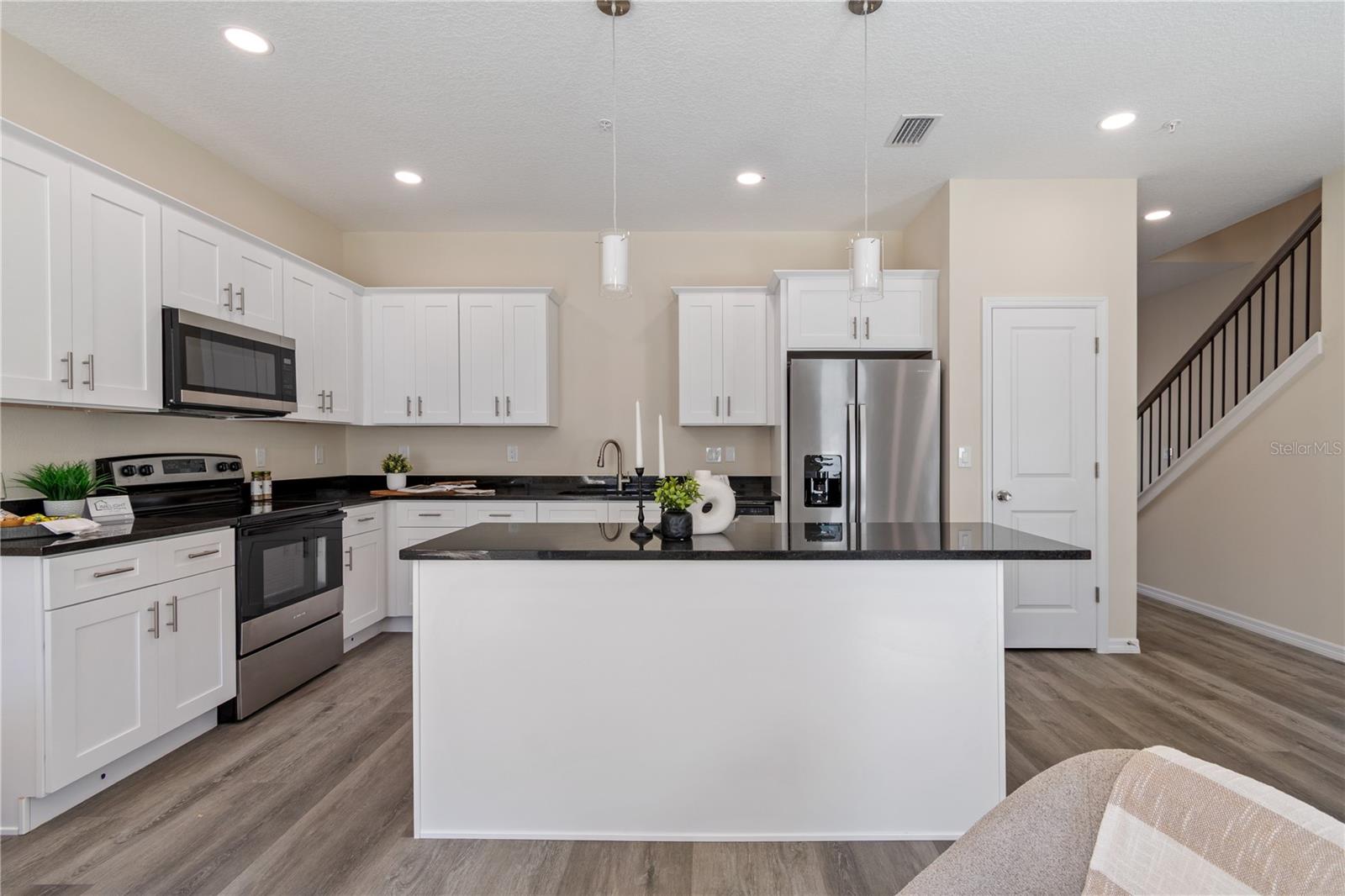 Image 11 of 27 For 4350 Cambio Gardens Court