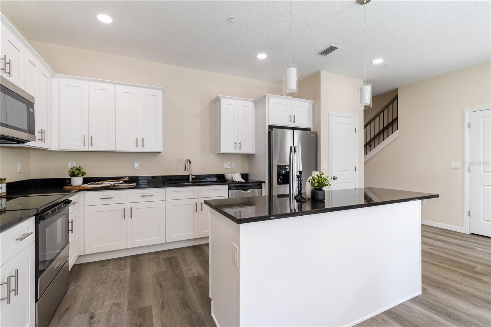 Image 10 of 27 For 4348 Cambio Gardens Court