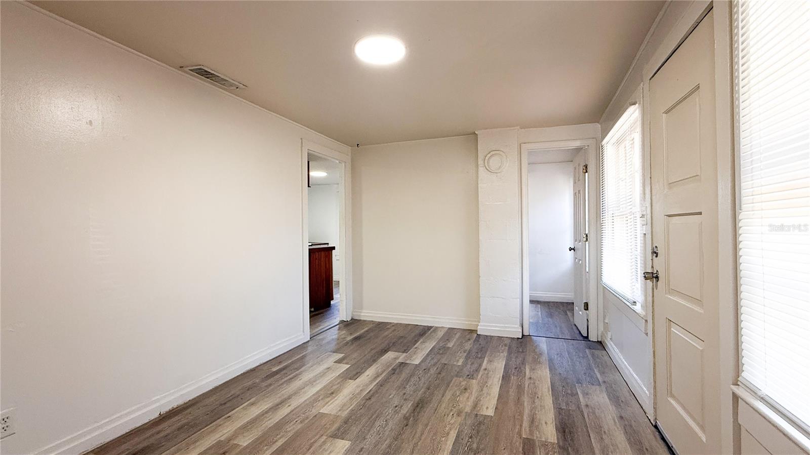 Image 12 of 14 For 1909 Lincoln Avenue