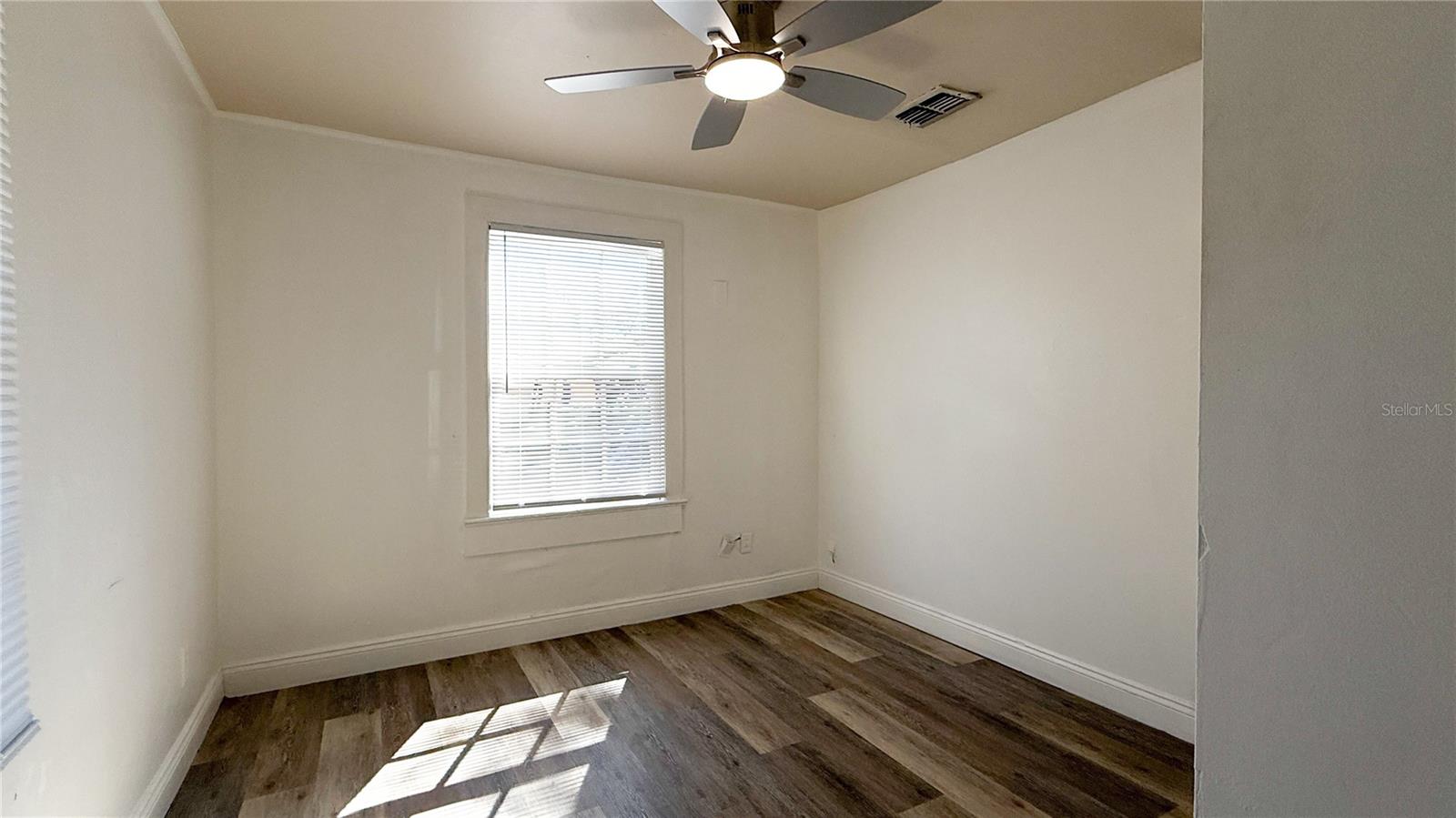 Image 14 of 14 For 1909 Lincoln Avenue