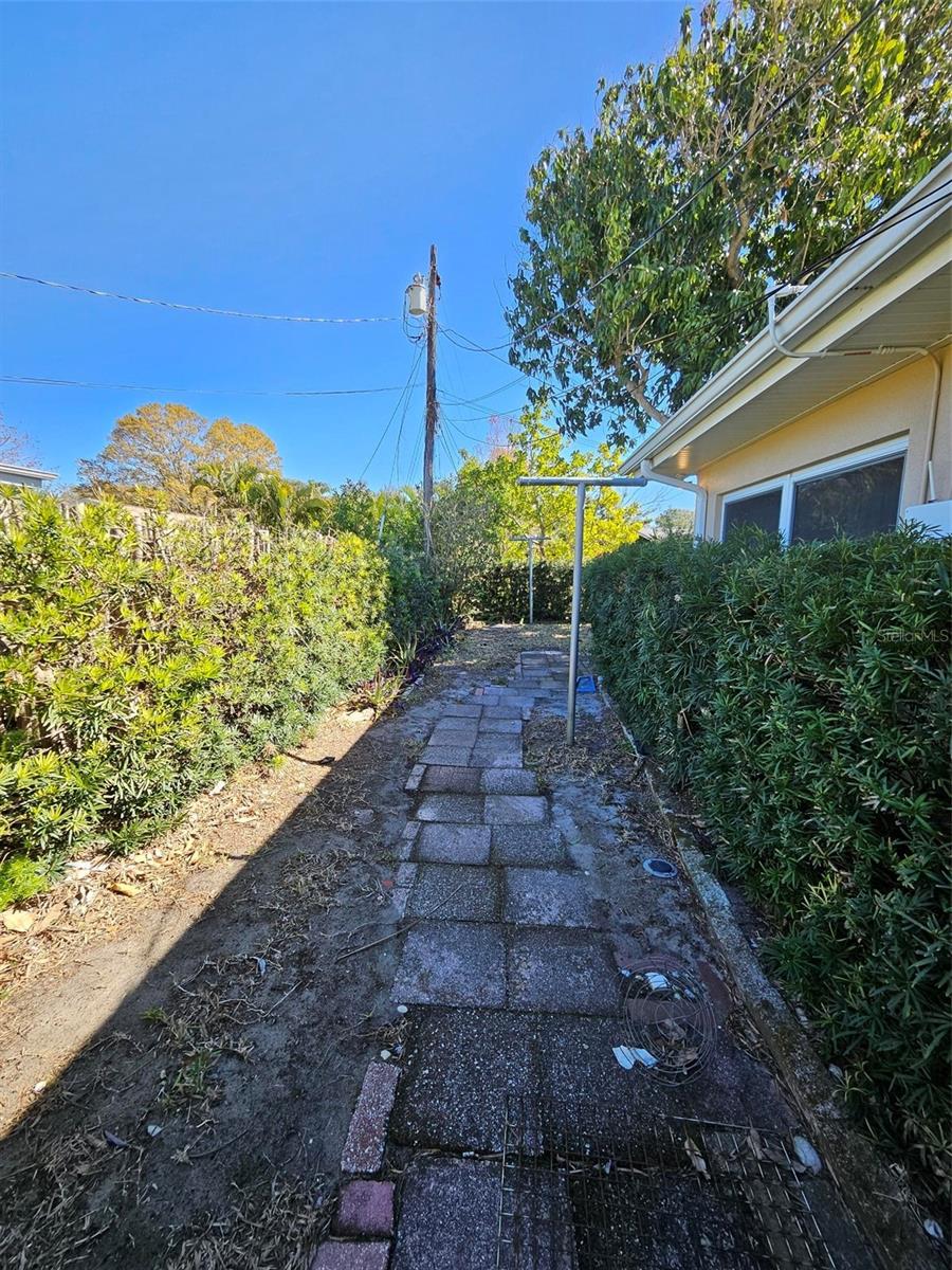 Listing photo id 19 for Address Not Provided