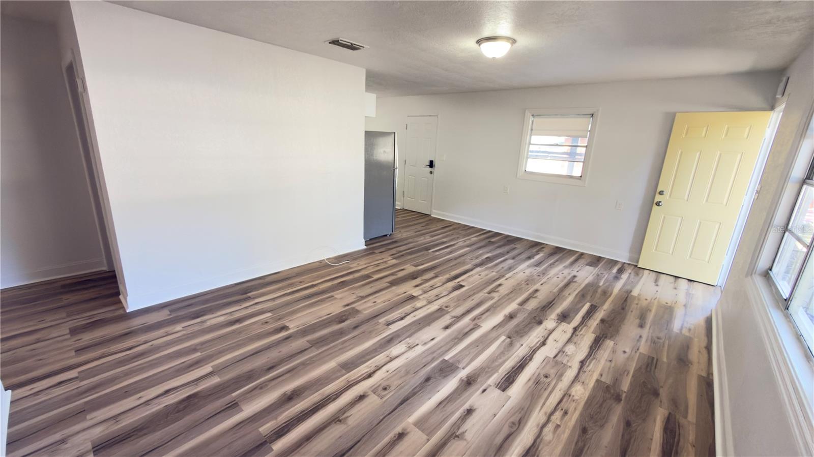 Image 16 of 34 For 5625 5th Street