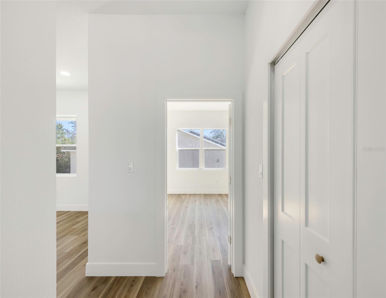 Image 36 of 79 For 18850 Green Park Road