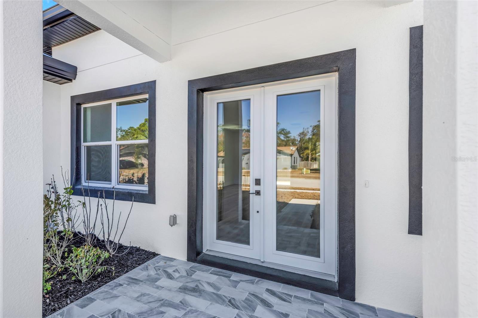 Image 54 of 79 For 18850 Green Park Road