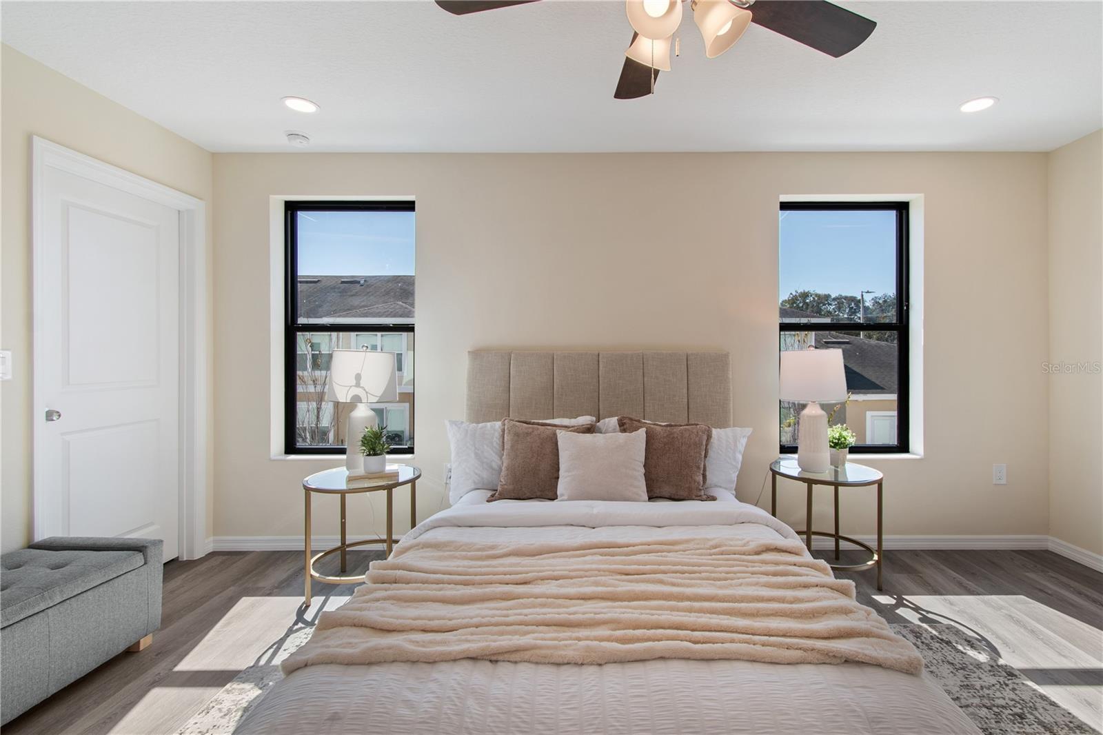 Image 17 of 27 For 4342 Cambio Gardens Court