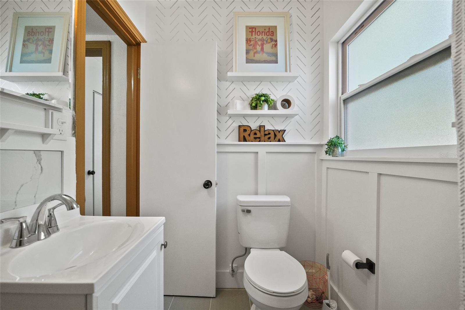 Image 22 of 51 For 1513 Meadowbrook Avenue