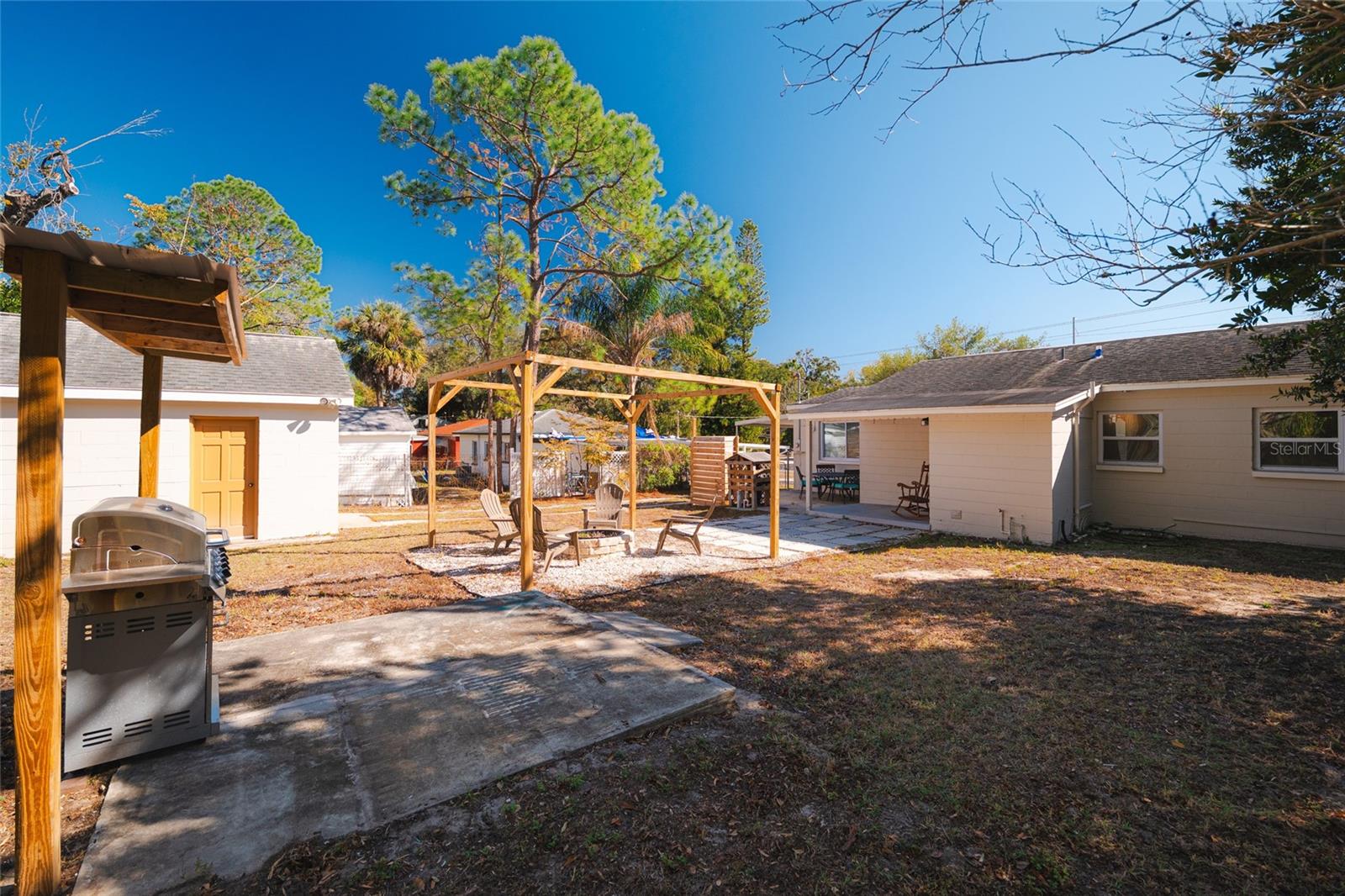 Image 33 of 51 For 1513 Meadowbrook Avenue