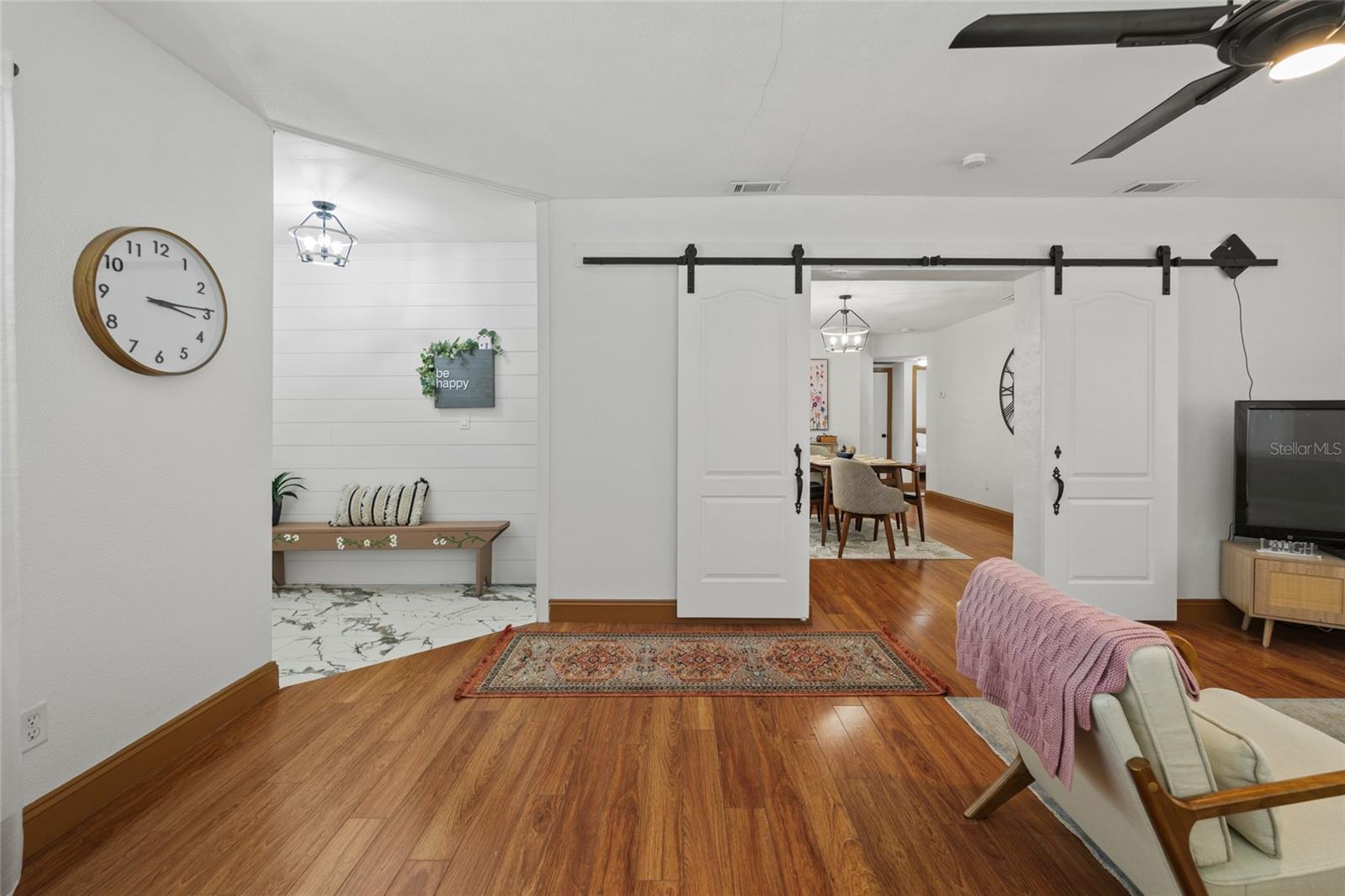 Image 6 of 51 For 1513 Meadowbrook Avenue