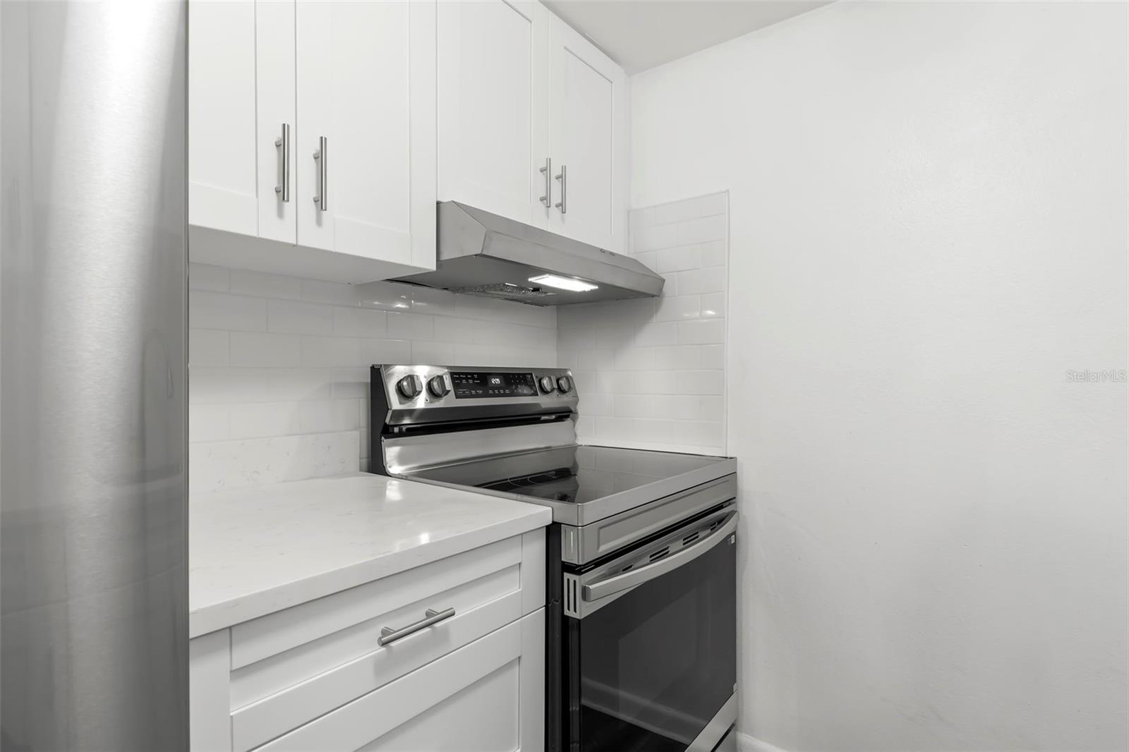 Image 18 of 36 For 11025 2nd Street E 8