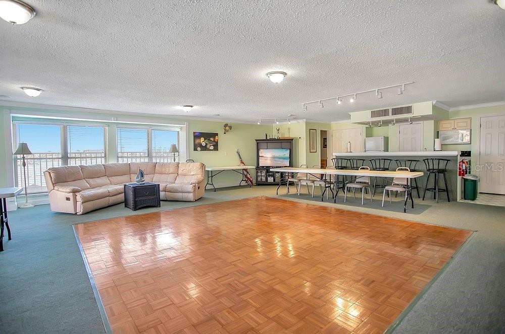 Image 30 of 56 For 8911 Blind Pass Road 101