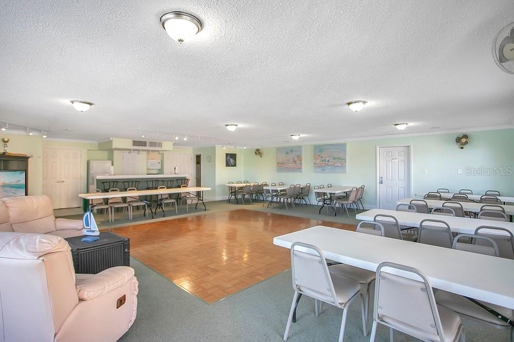 Image 32 of 56 For 8911 Blind Pass Road 101