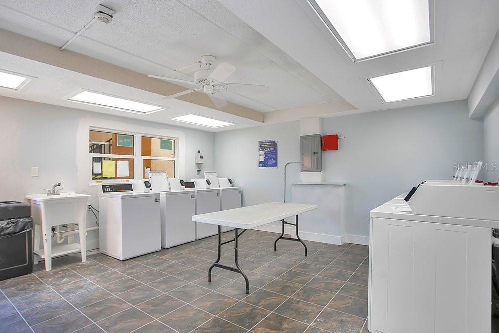 Image 34 of 56 For 8911 Blind Pass Road 101