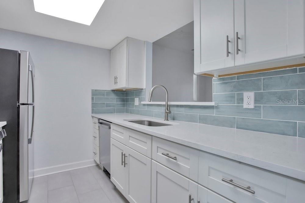 Image 7 of 56 For 8911 Blind Pass Road 101