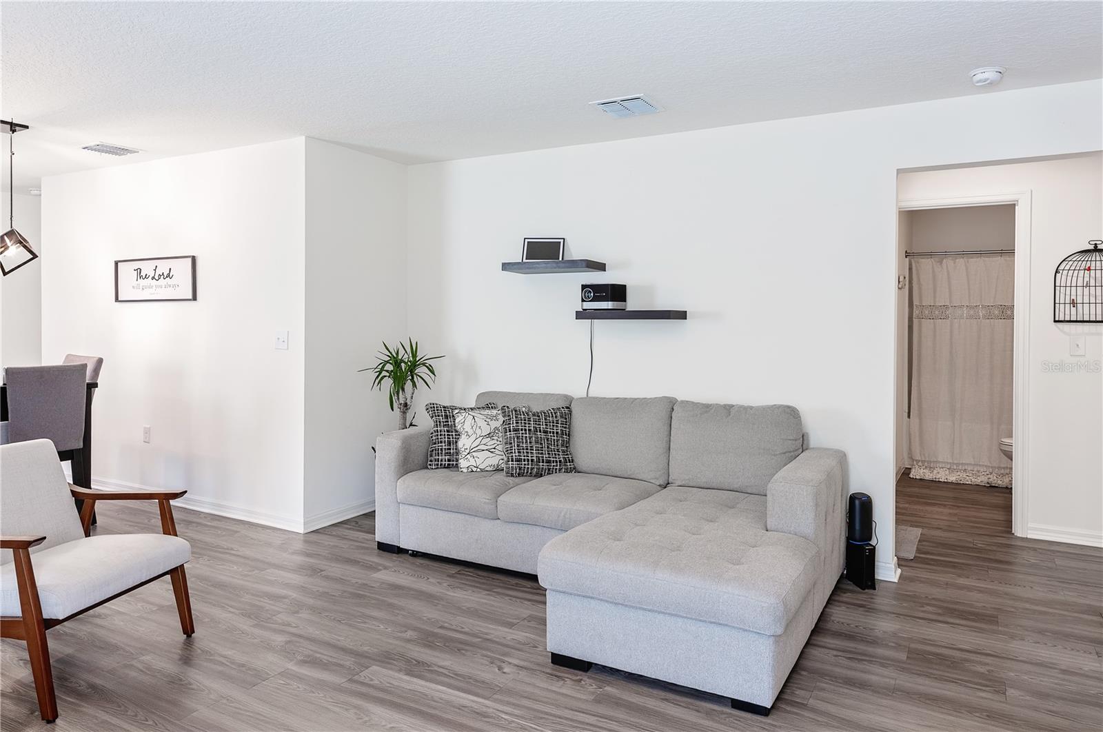 Image 3 of 16 For 2234 Majestic Span Avenue