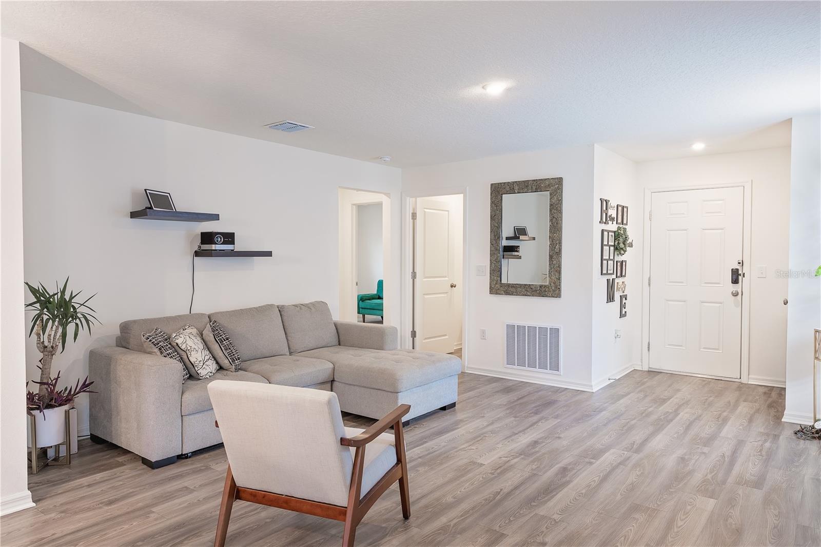 Image 4 of 16 For 2234 Majestic Span Avenue