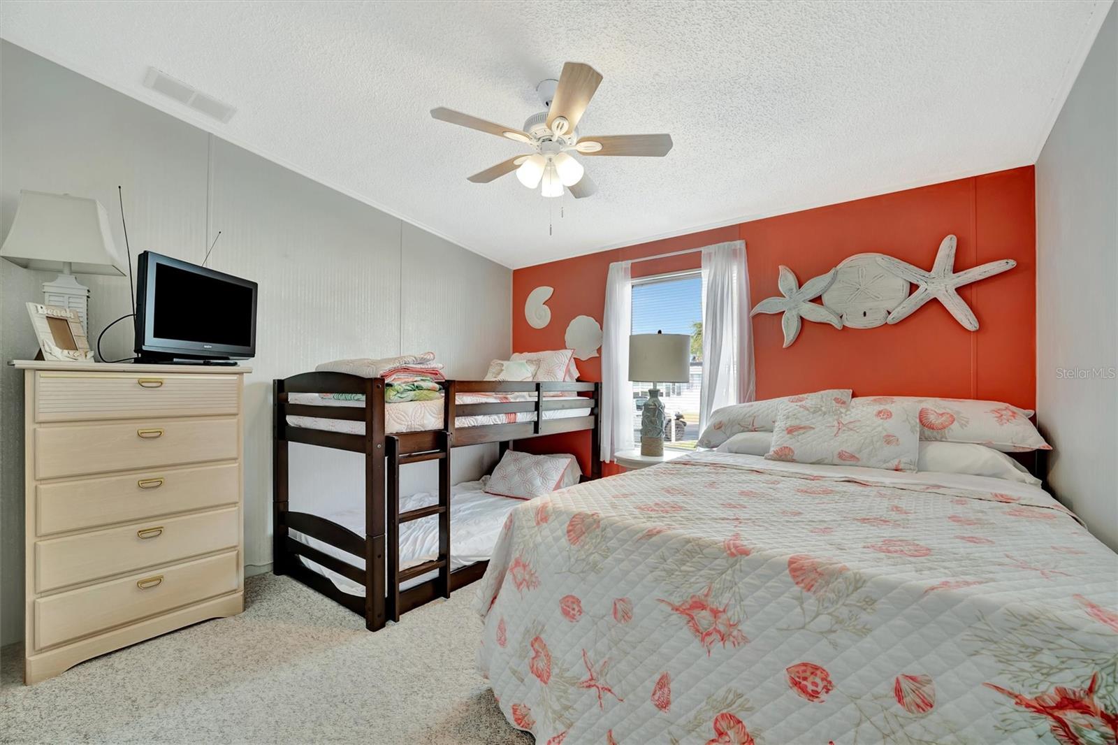 Image 26 of 41 For 119 Saint Johns Way