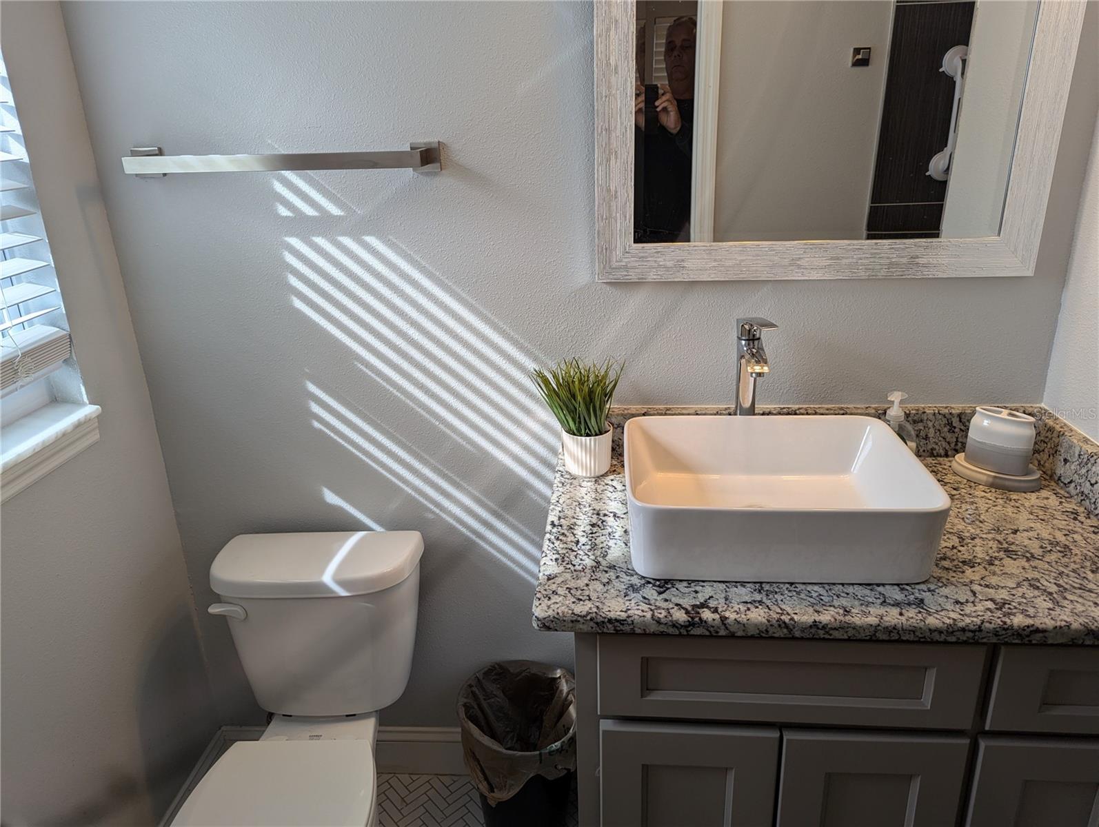 Image 14 of 25 For 1012 Adalee Street