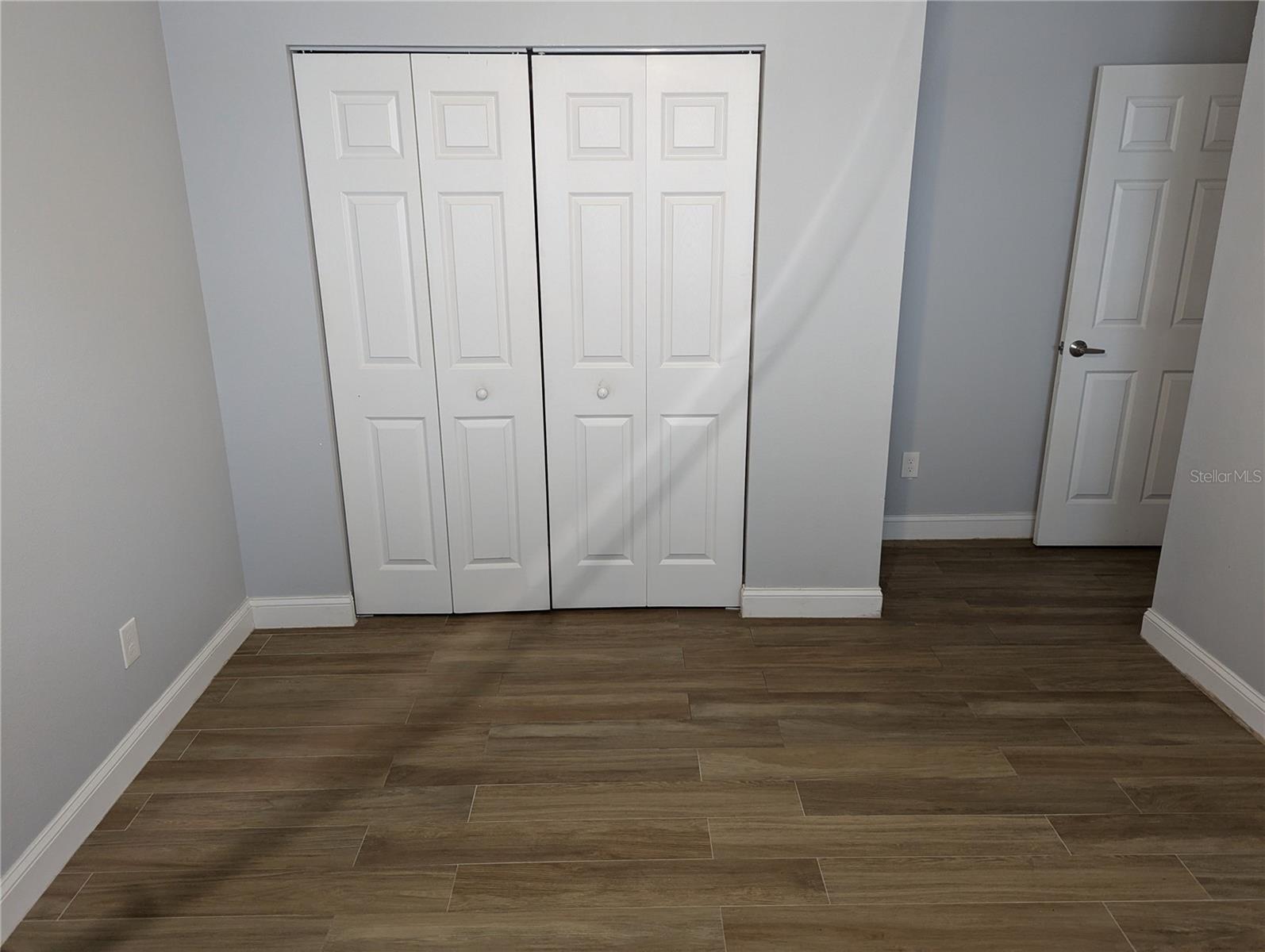 Image 17 of 25 For 1012 Adalee Street