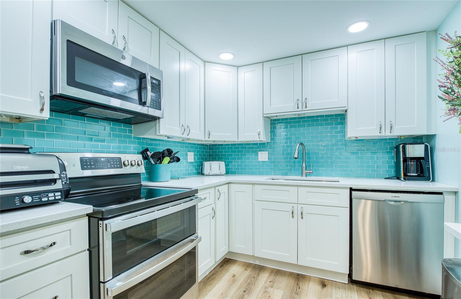 Image 3 of 65 For 10216 Regal Drive 310