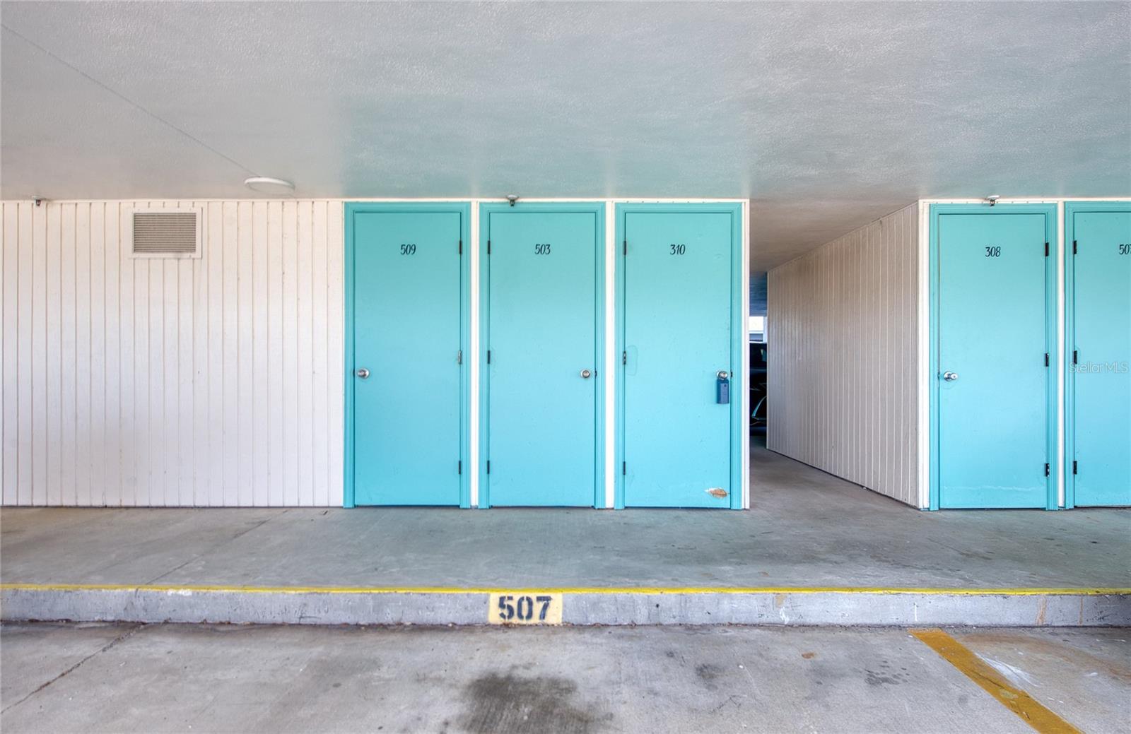 Image 31 of 65 For 10216 Regal Drive 310