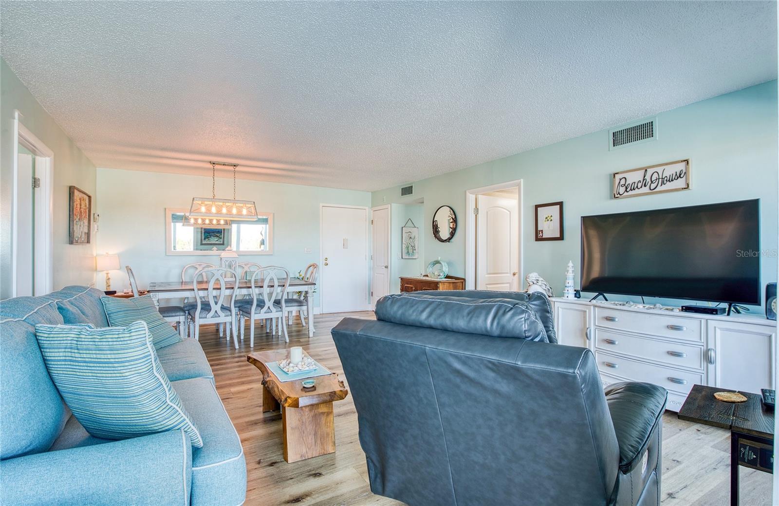 Image 45 of 65 For 10216 Regal Drive 310