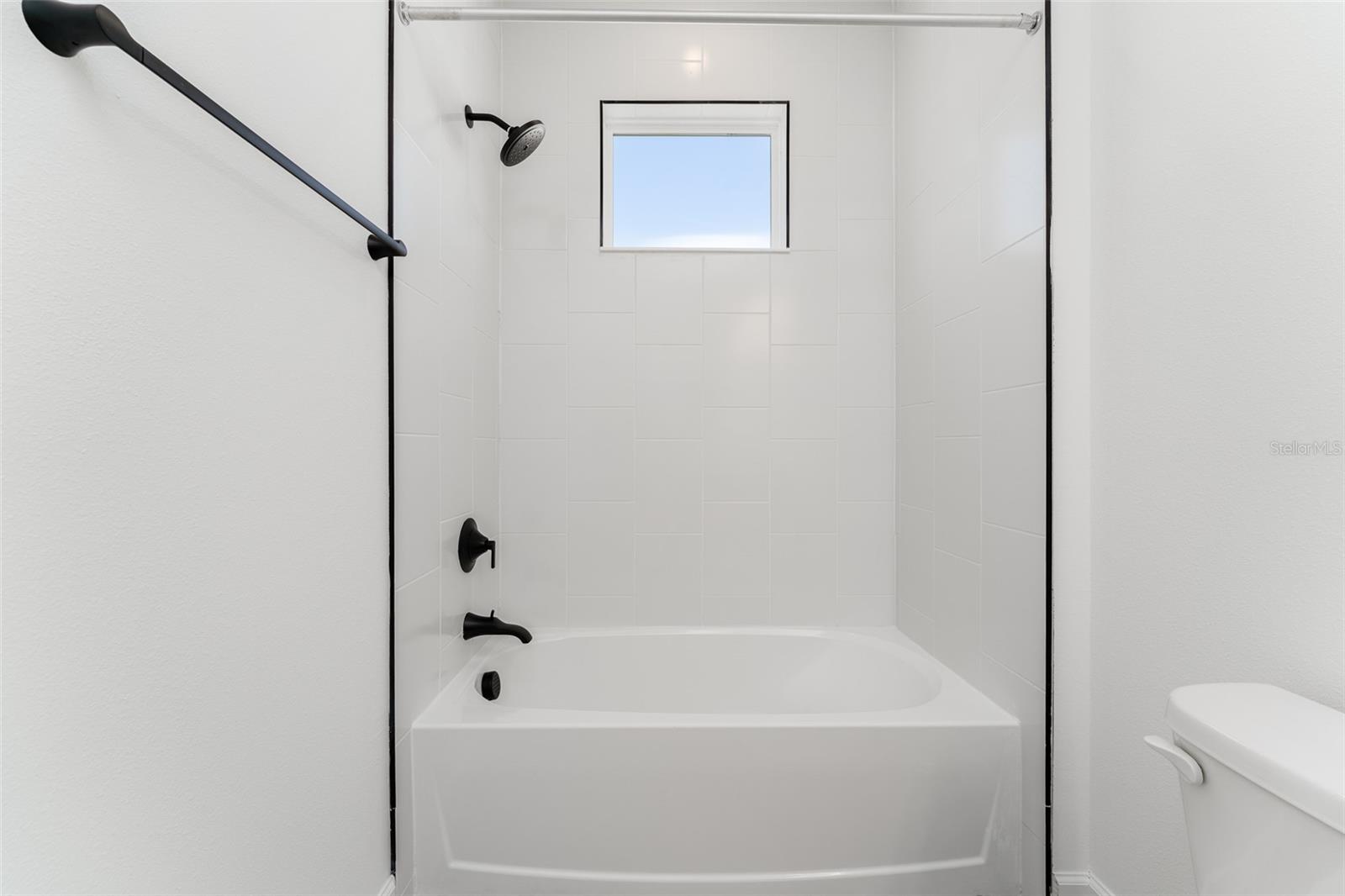 Image 16 of 36 For 2506 Cleveland Street 5