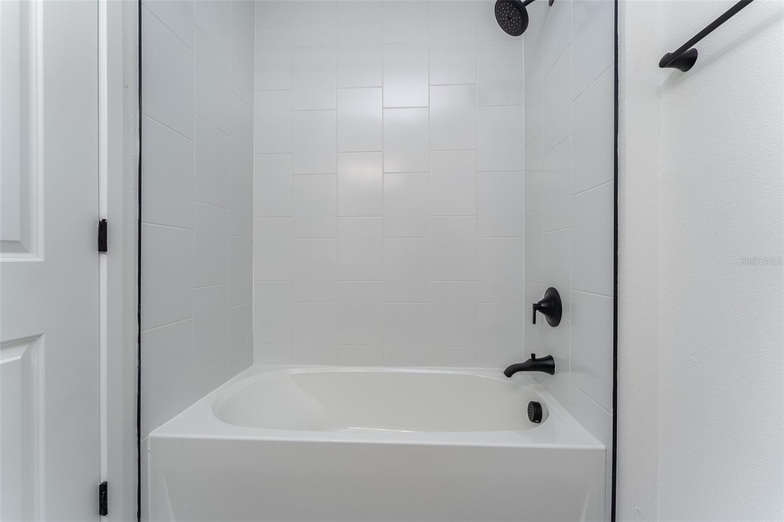 Image 24 of 36 For 2506 Cleveland Street 5