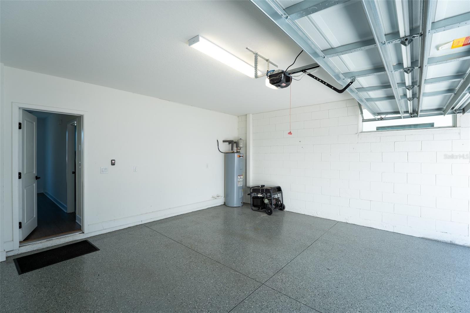 Image 28 of 36 For 2506 Cleveland Street 5