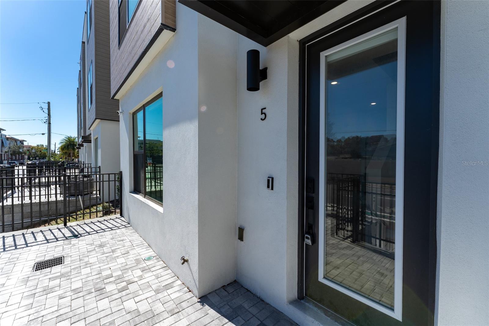 Image 30 of 36 For 2506 Cleveland Street 5