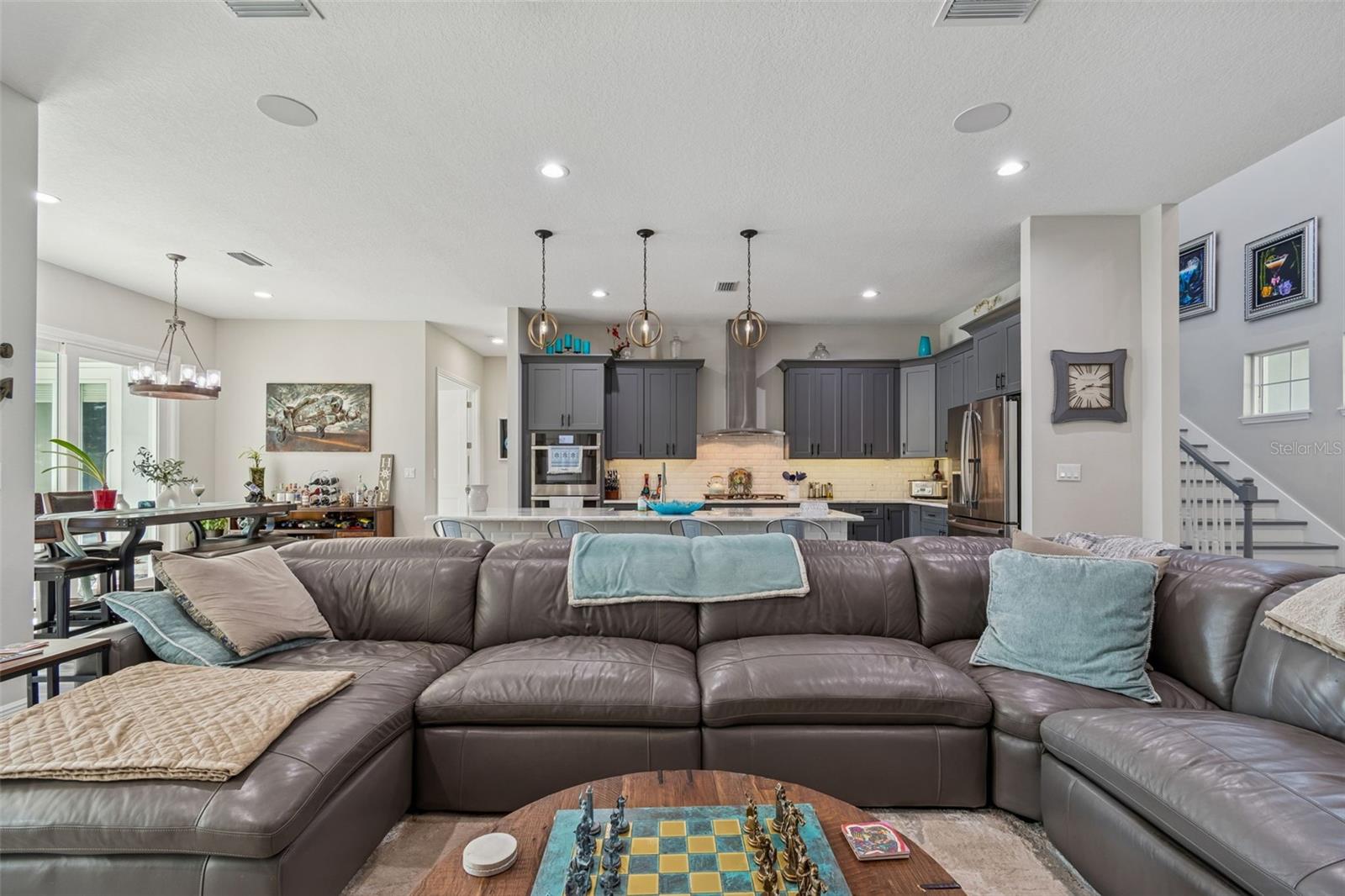 Image 22 of 97 For 1516 Grandview Drive