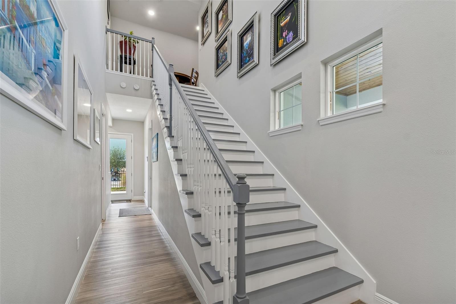 Image 37 of 97 For 1516 Grandview Drive