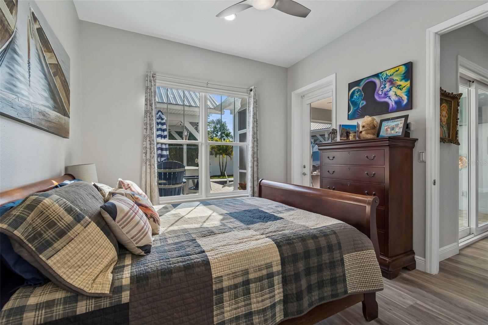 Image 58 of 97 For 1516 Grandview Drive