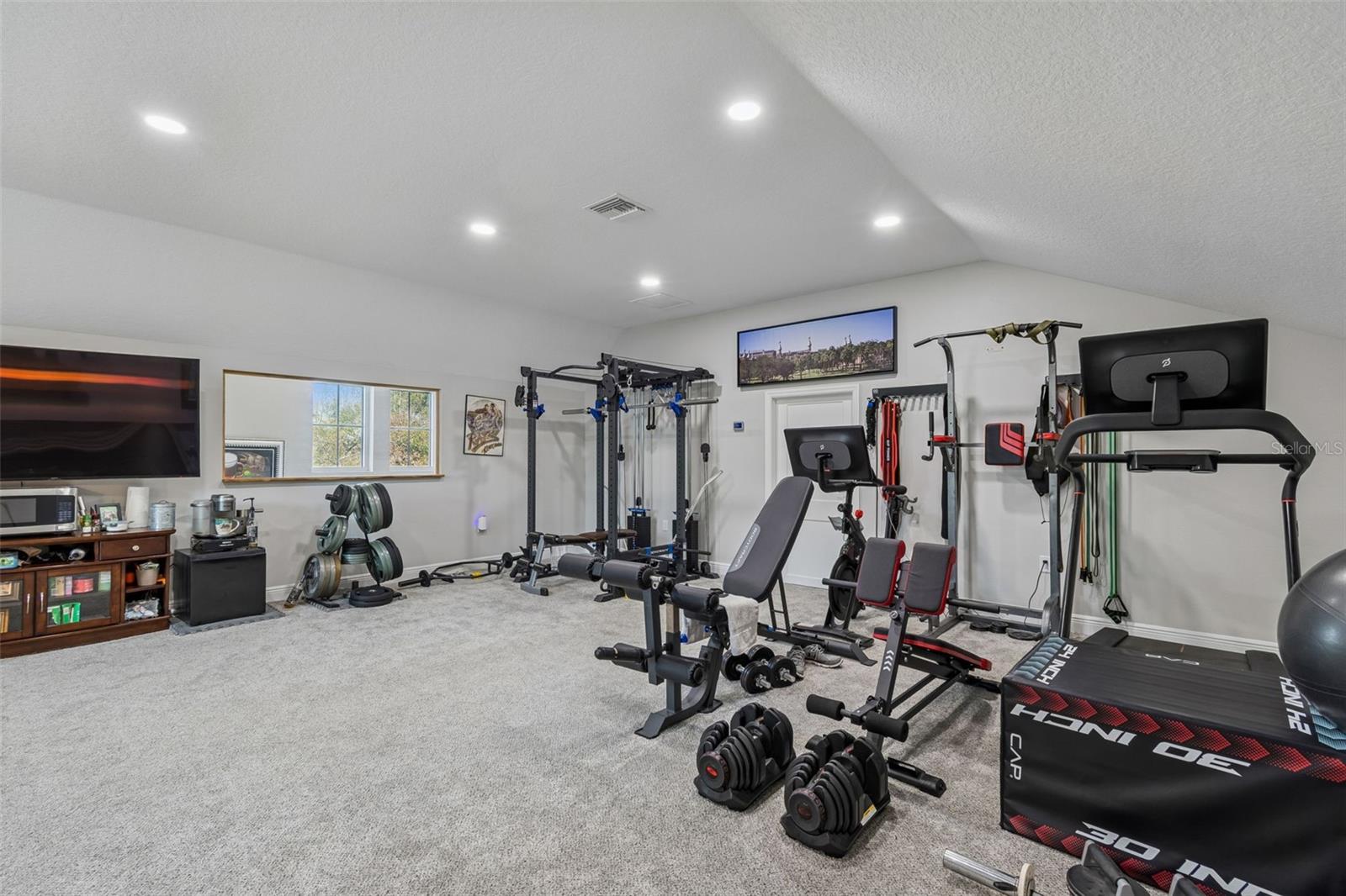 Image 61 of 97 For 1516 Grandview Drive