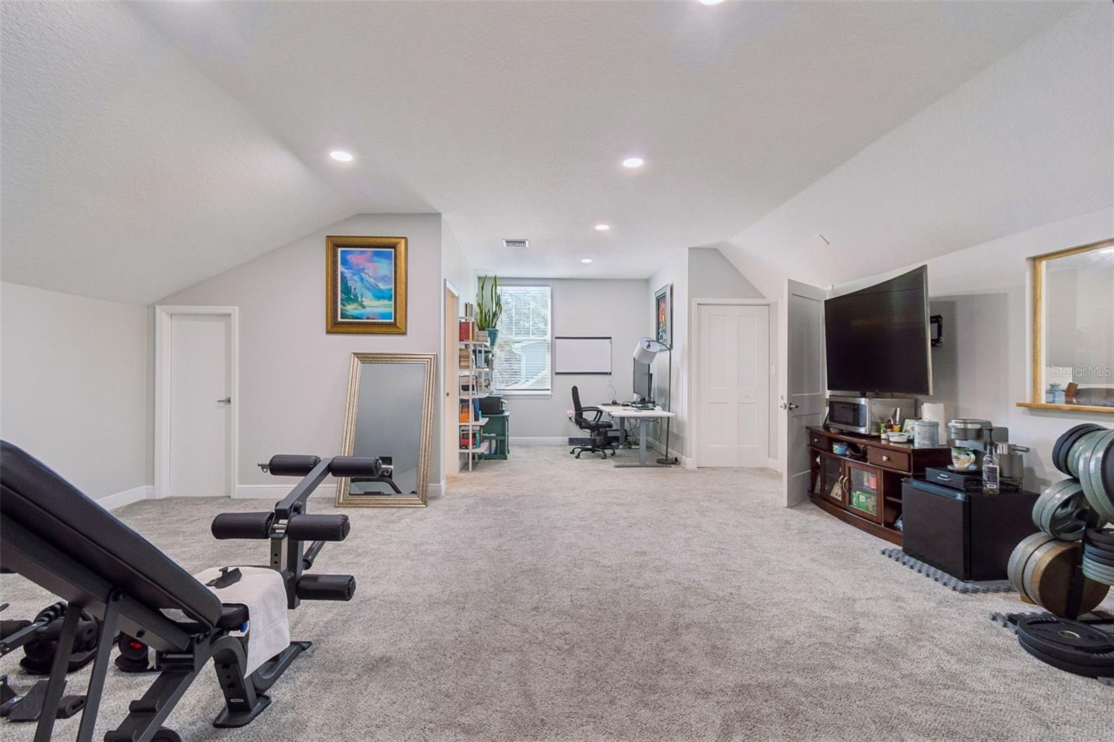 Image 62 of 97 For 1516 Grandview Drive