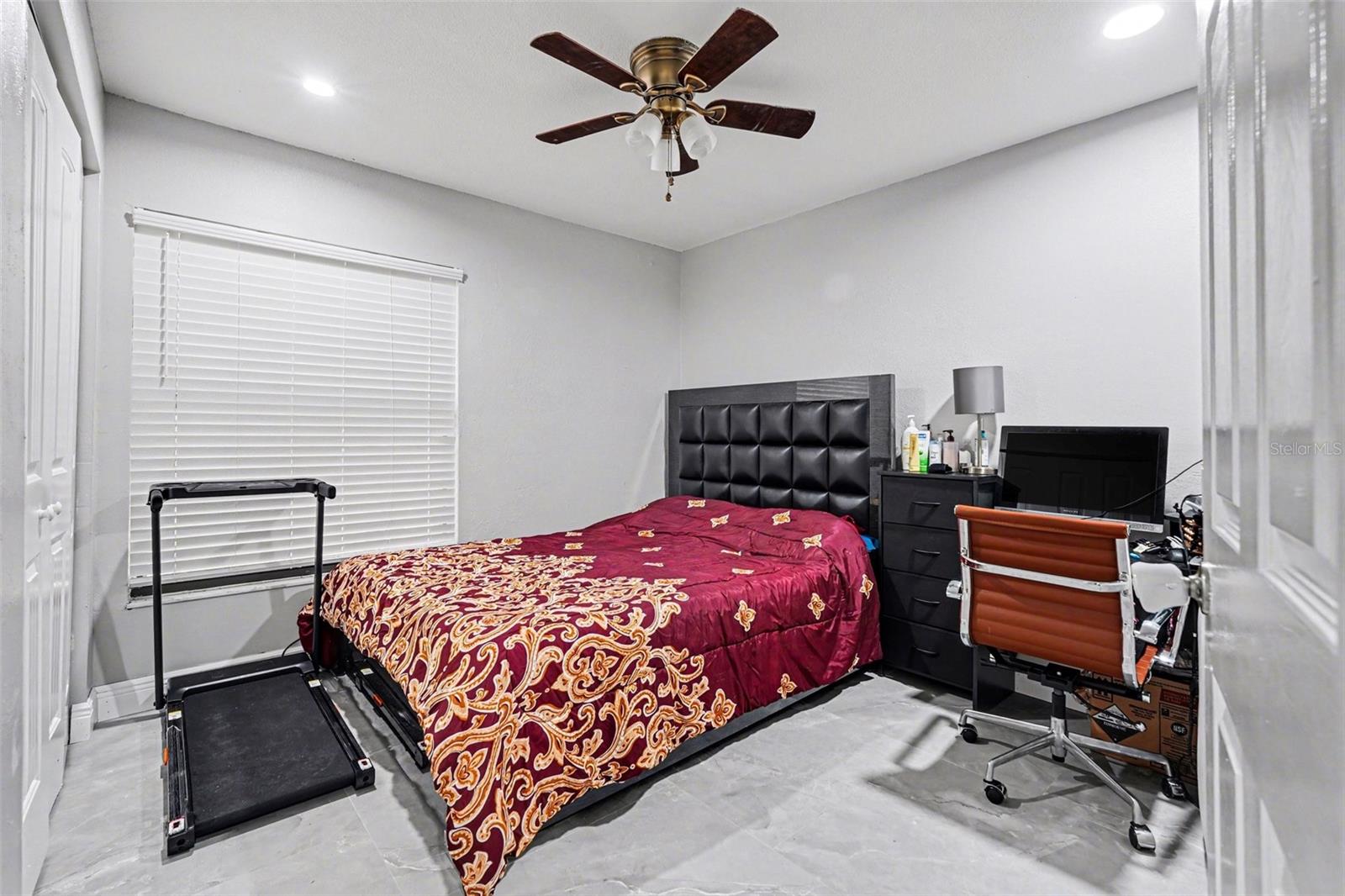 Image 24 of 30 For 1710 Tallowtree Circle