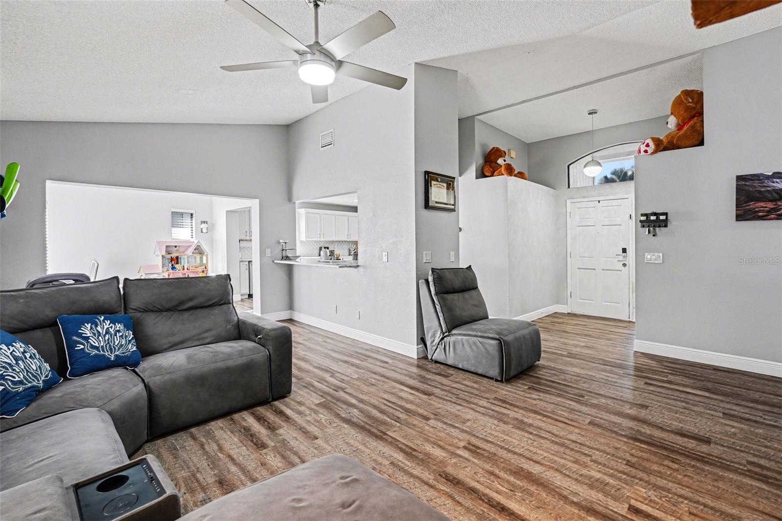 Image 7 of 30 For 1710 Tallowtree Circle