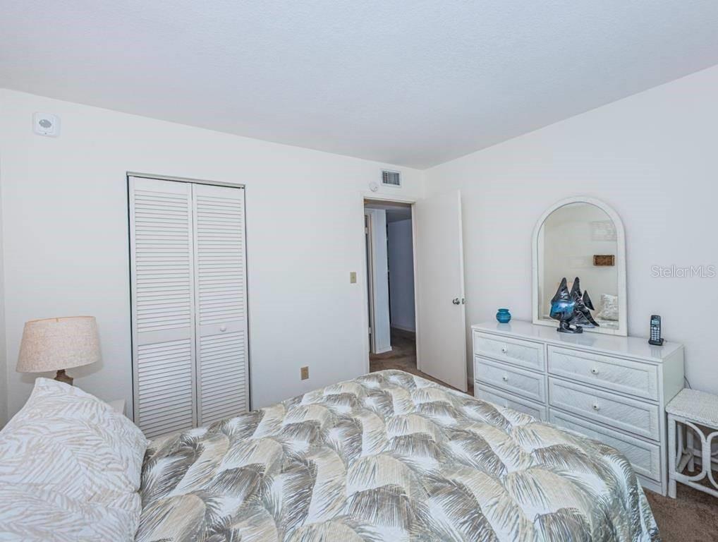 Image 14 of 26 For 6001 Bahia Del Mar Circle 527