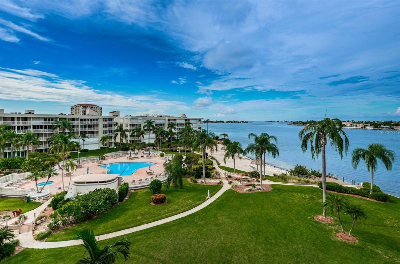 Image 22 of 26 For 6001 Bahia Del Mar Circle 527