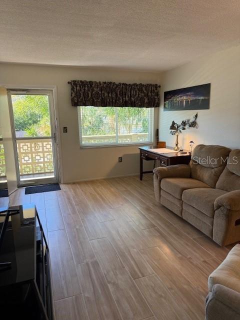 Image 10 of 41 For 1051 79th Avenue N 202