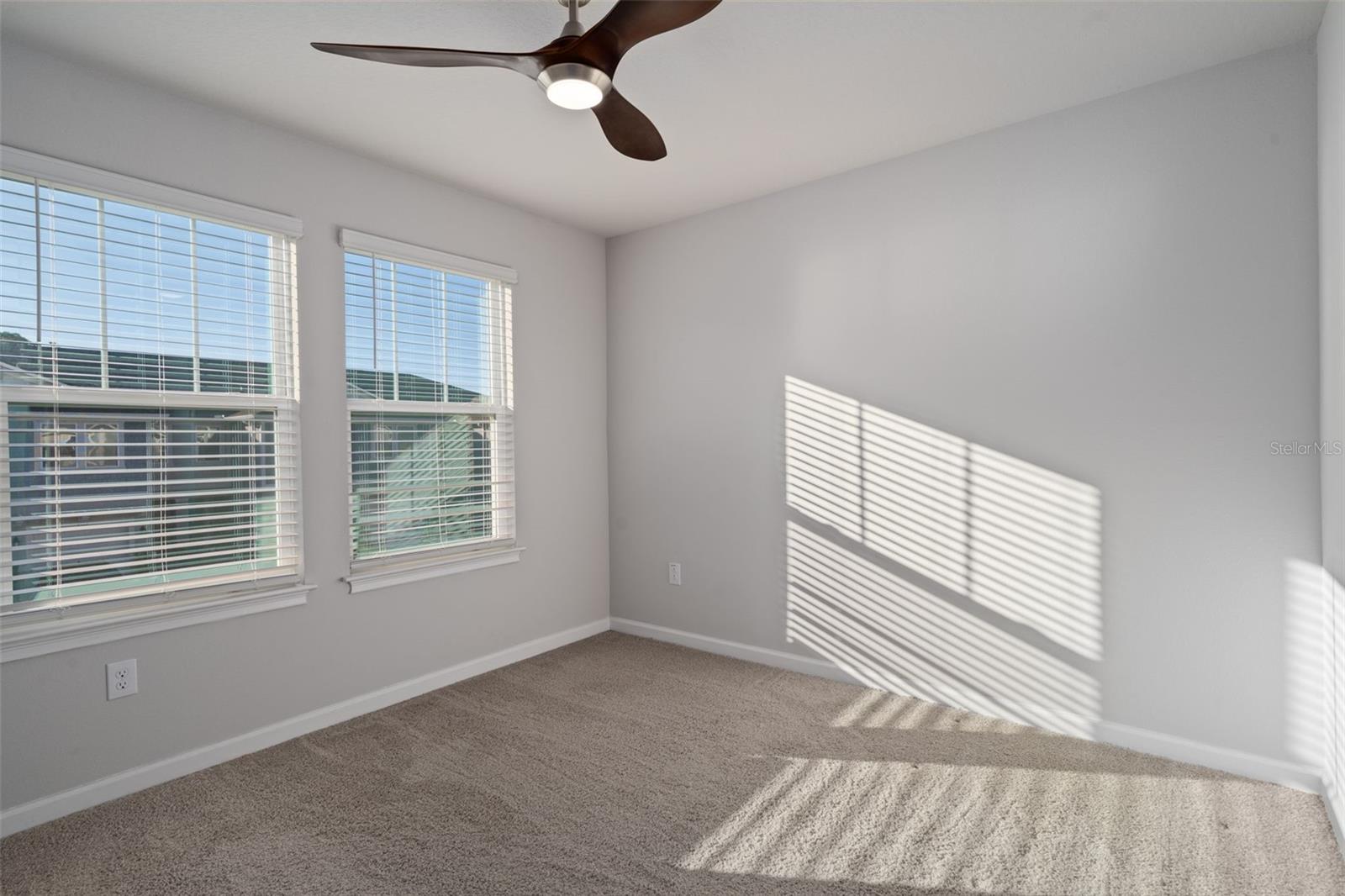 Image 18 of 41 For 8509 Primrose Willow Place