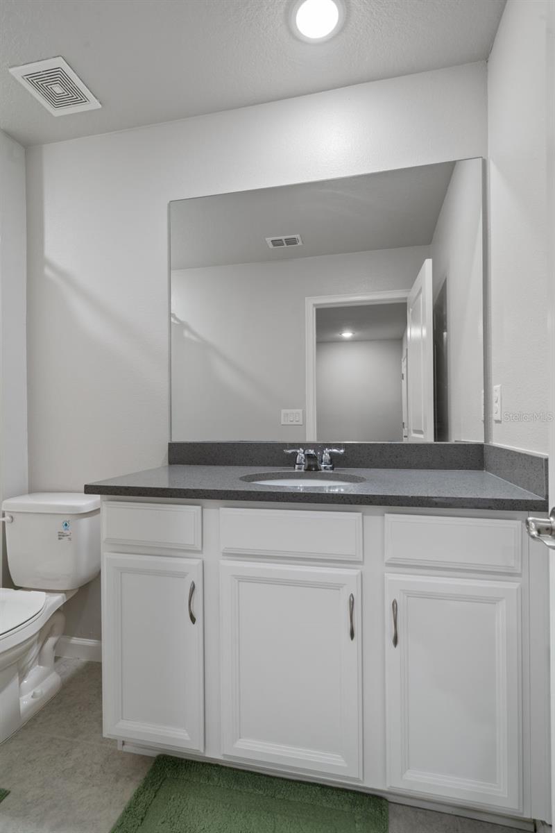 Image 23 of 41 For 8509 Primrose Willow Place