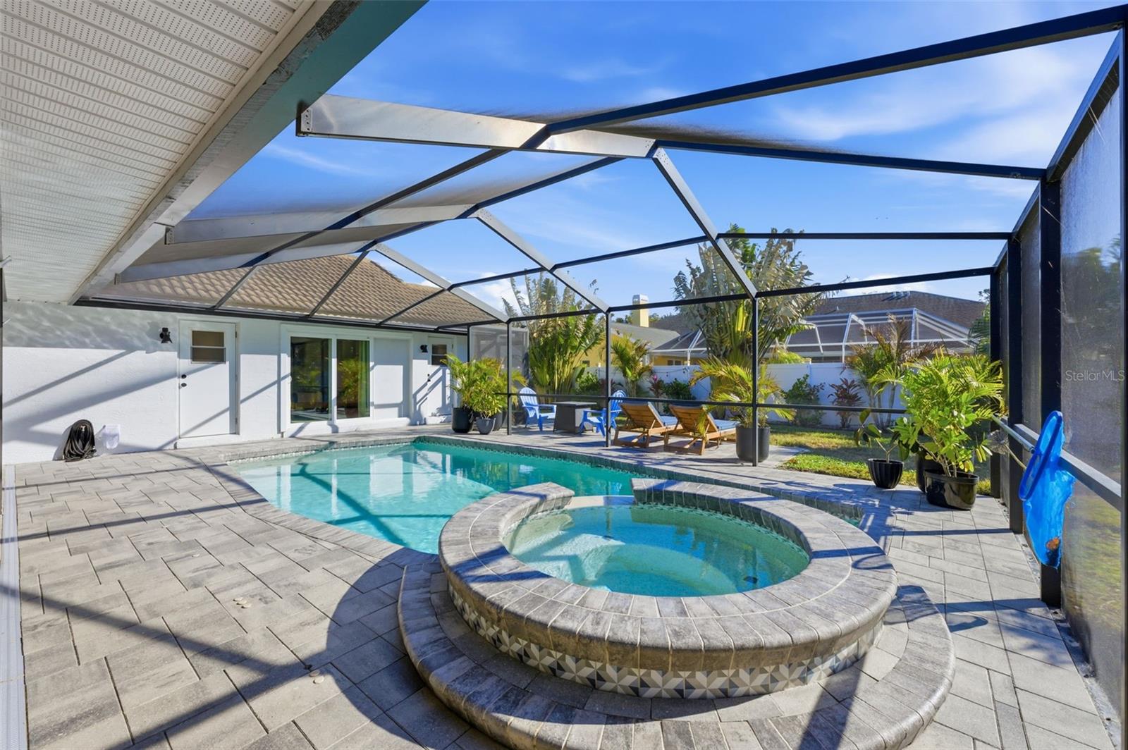 Image 33 of 42 For 3347 Lake Shore Lane