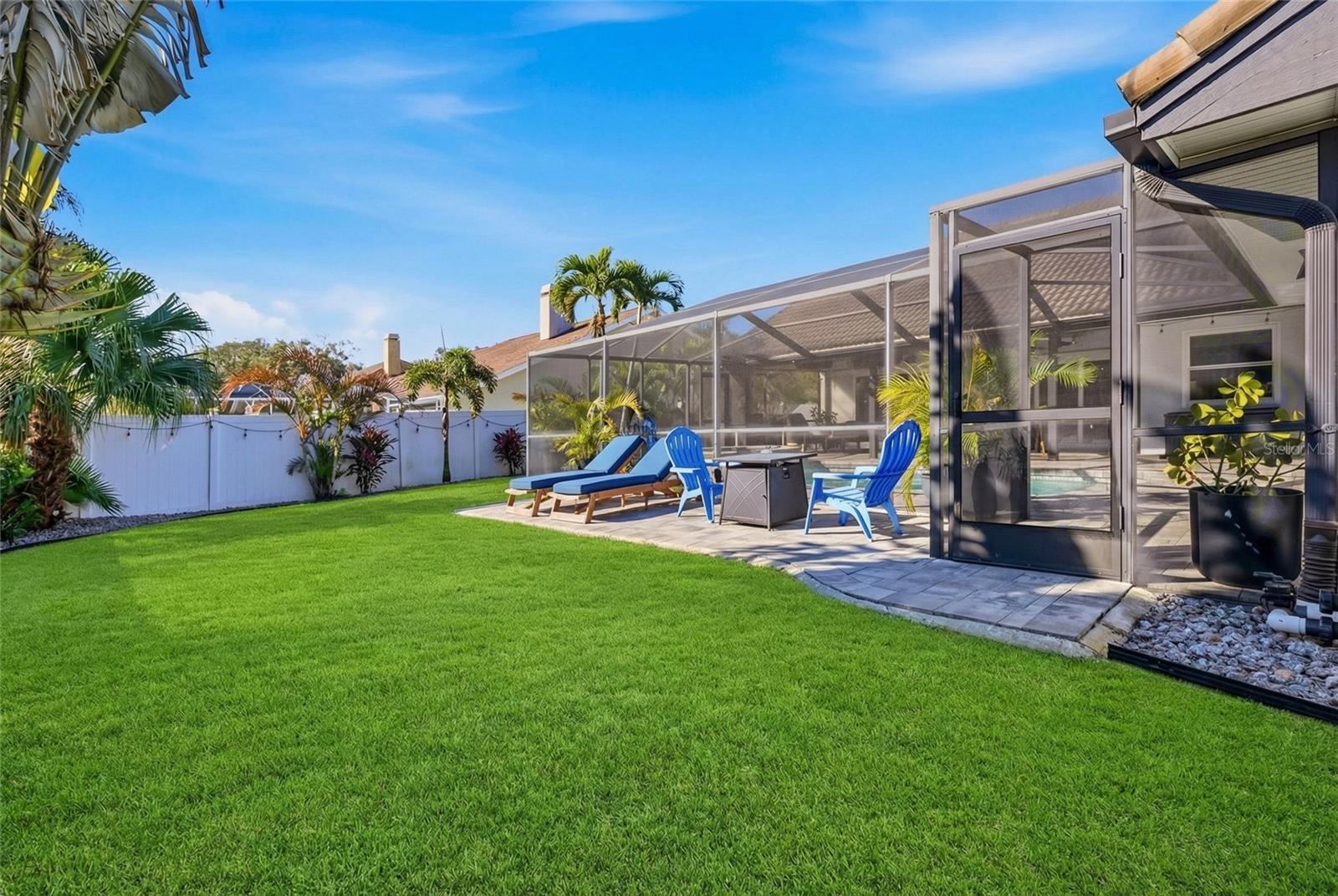 Image 35 of 42 For 3347 Lake Shore Lane